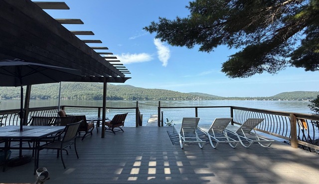Perfect Waterfront 3-bedroom house on Lake Sunapee, Newbury NH