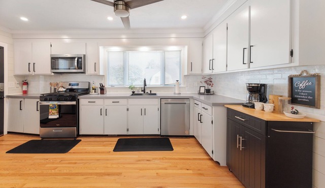 Perfectly renovated 3-bedroom house in Randolph with many amenities