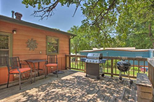 Pet-Friendly Kingston Home w/Boat Ramp Access!