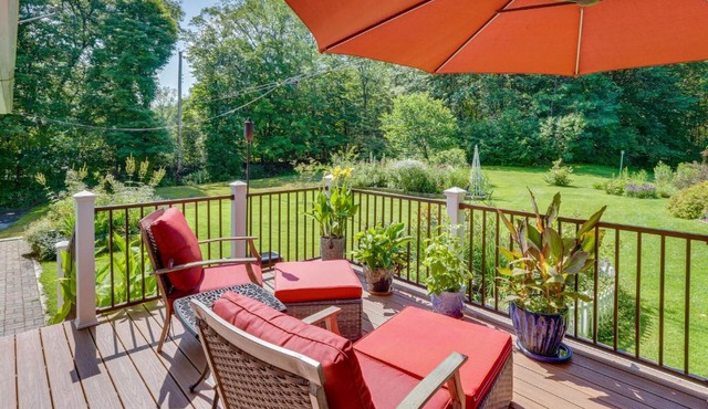 Pet-Friendly Staatsburg Studio - Near State Park