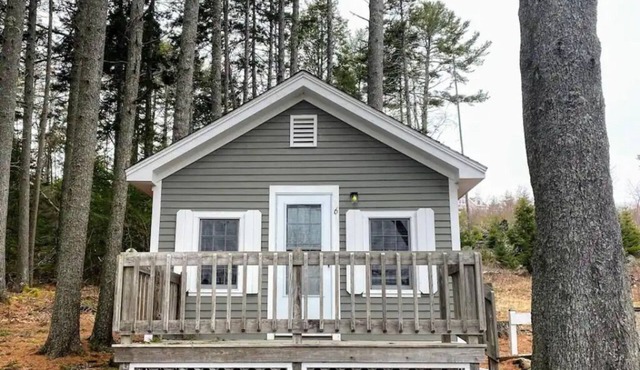 Pine Grove Cottages : Cottage 6 - Studio Cottage - Pet Friendly