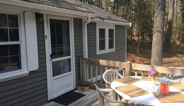 Pine Grove Cottages: Cottage 9 - Pet Friendly