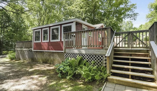 Plan your next Vermont getaway to Little Red Cabin!