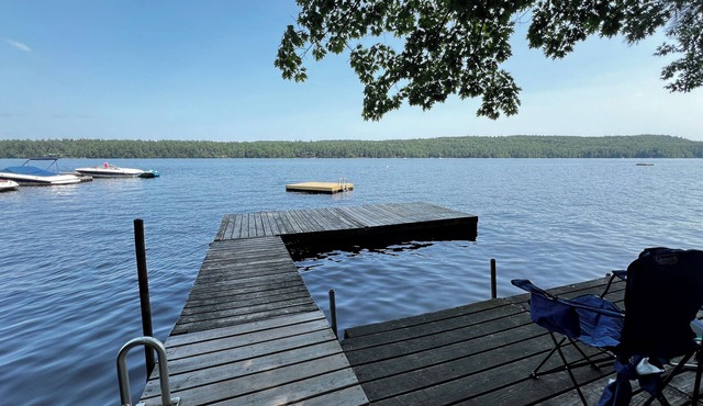 Pleasant Mountain Escape – 5Bedroom Lakeside Condo with waterfront access