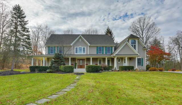 Pond + Gazebo: Expansive Hudson Valley Escape!