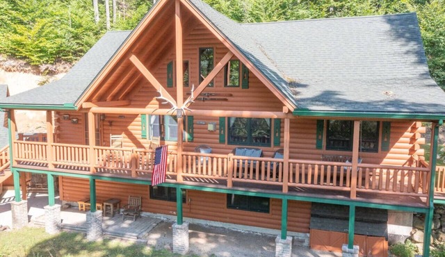 Pool-Hot Tub-Dog Friendly