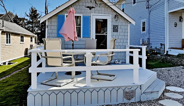 Popponesset-Beach Cottage, 2 bedrooms, 1.5 baths, Sleeps 4, outdoor shower
