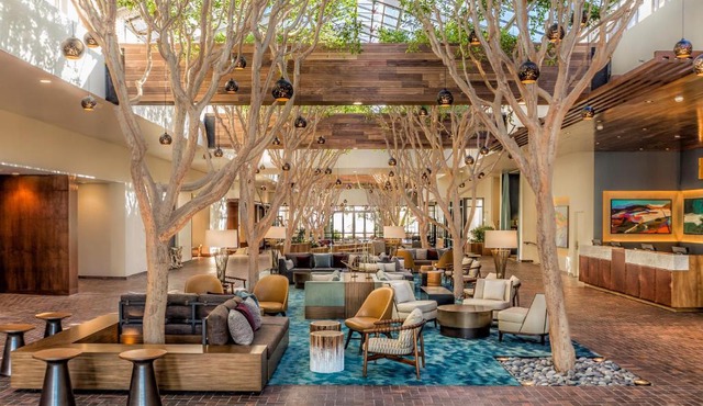 Portola Hotel & Spa