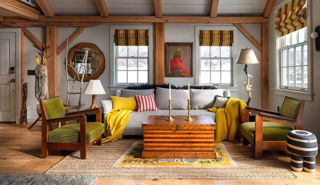 Post & Beam Stunningly Designed Luxury Home w/Pool & Hot Tub