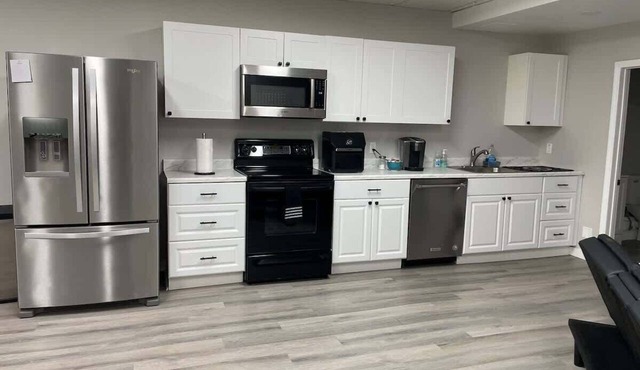 Private Apartment in Southbury 102