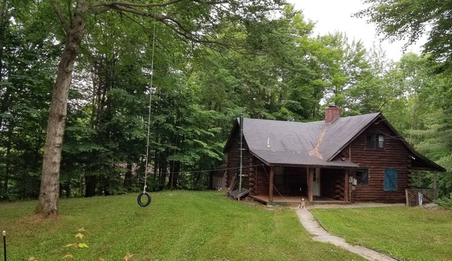 Private Brook Side Log Cabin on Tenney Mountain