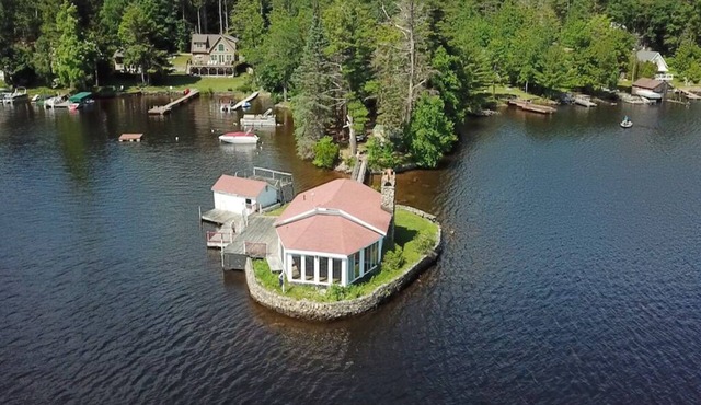 Private Island - Largest Fresh Water Reservoir in Mass