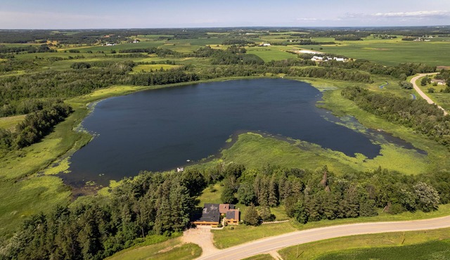Private Lake, 65 Acres of Woods + Canoes & Kayaks