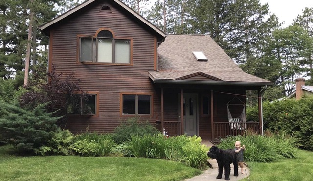 Private lake house near Jay Peak, easy access to neighborhood XC/snowshoe trails