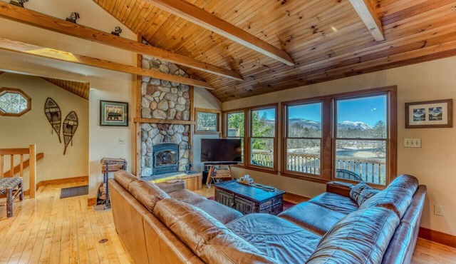 Private River Access & Mtn Views