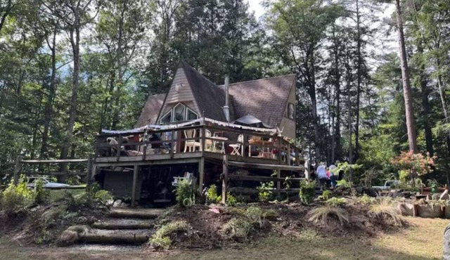 Quaint Quechee A-Frame
