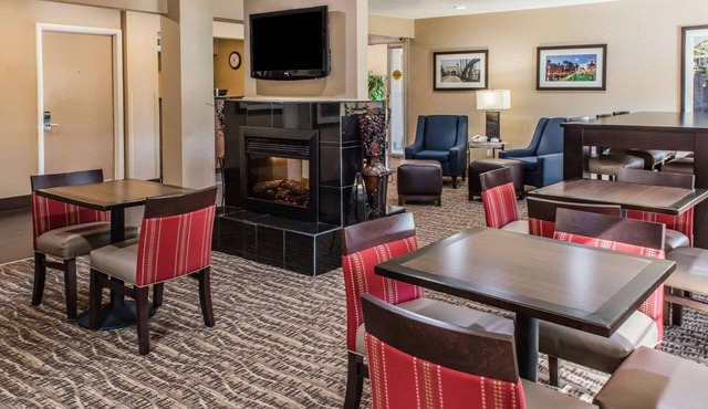 Quality Inn Belle Vernon