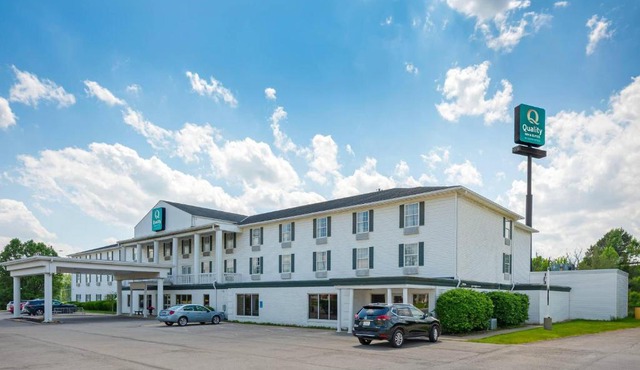 Quality Inn & Suites Bellville - Mansfield