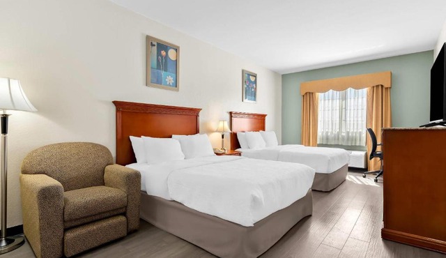 Quality Inn & Suites McAlester on Hwy 69