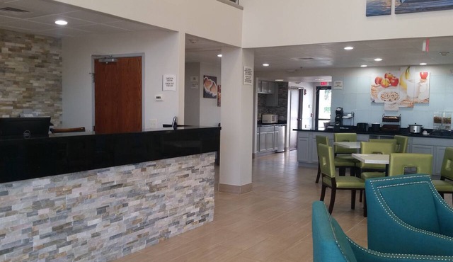 Quality Inn & Suites Mount Vernon