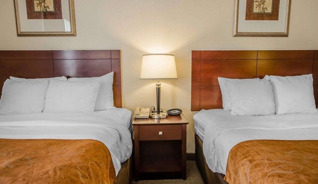 Quality Suites Jeffersonville - Louisville North