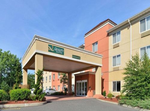 Quality Suites Stratford