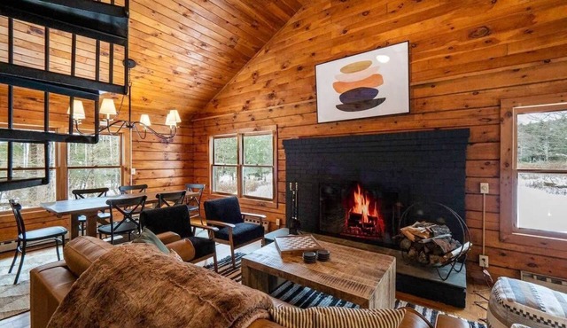 Quiet Cabin On Over 12 Acres Of Woods!