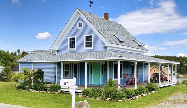 Quietside home on Duck Cove, close to Acadia