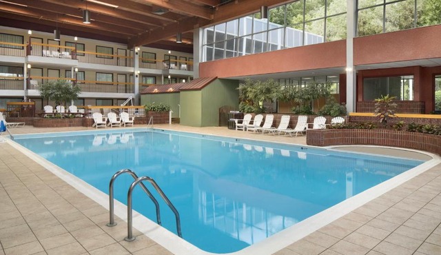 Ramada by Wyndham Beaver Falls