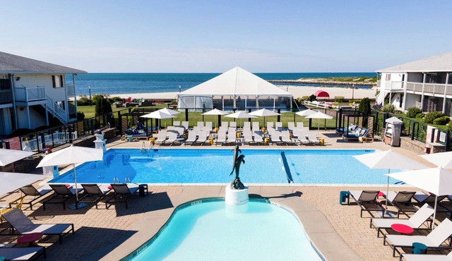 Red Jacket Beach Resort