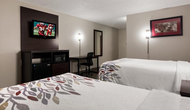 Red Roof Inn Hartford- New Britain
