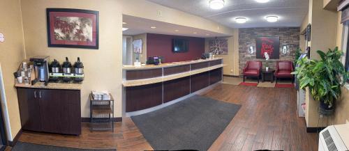 Red Roof Inn