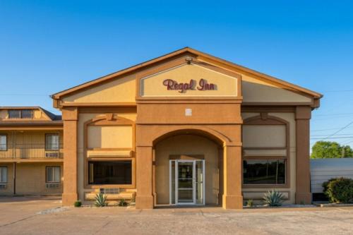 Regal Inn Coffeyville KS US 169