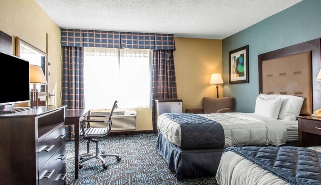 Regency Inn and Suites - No Smoking Double Bed