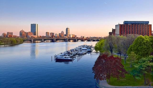 Relax in a Cozy Room w/Stunning Charles River & Boston Skyline Views