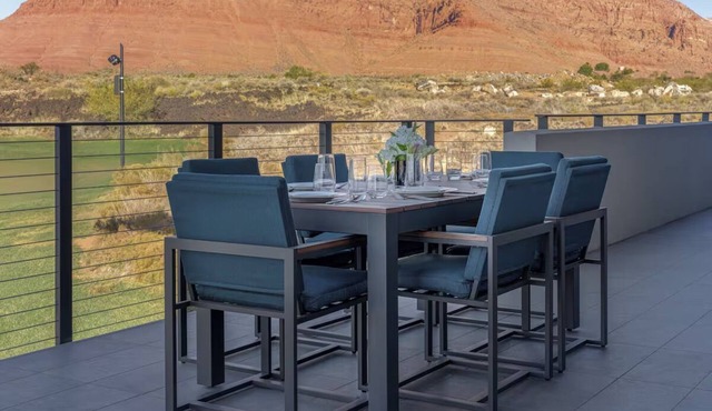 Relax in Southern Utah’s Golden Hour Skies & Stay Near Lava Fields - 4.7 miles