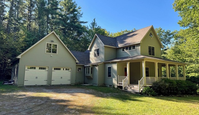 Relax in this 3 bedroom Otis retreat in the woods!