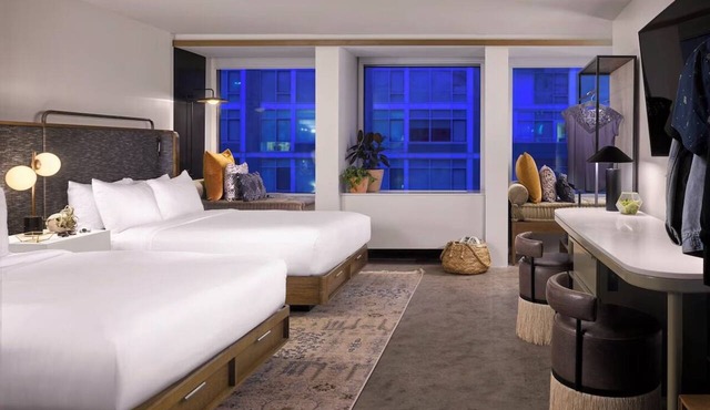 Relaxing City View Room in the Heart of DC | Near Smithsonian Museums