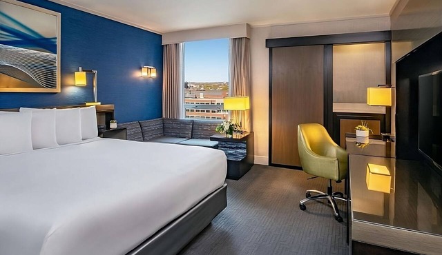 Relaxing Stay Near Harvard, Indoor Pool, Pet-Frien