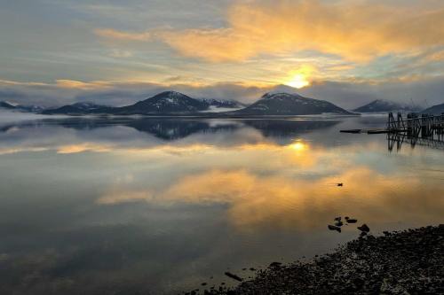 Remote Island Escape w/Breathtaking Views