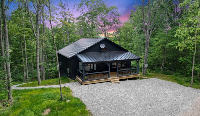 Rest Easy | Hocking Hills, Modern Cabin, Hot Tub