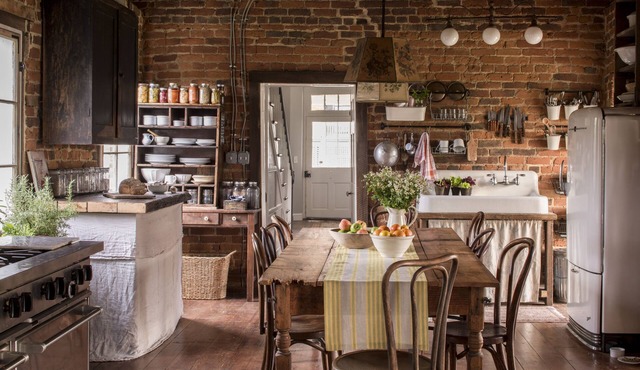 Restored 1814 Waterford Village Farmhouse
