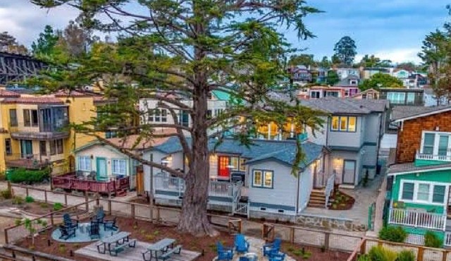 Rivervfront Duplex w/Elevator & Firepit on the Patio
