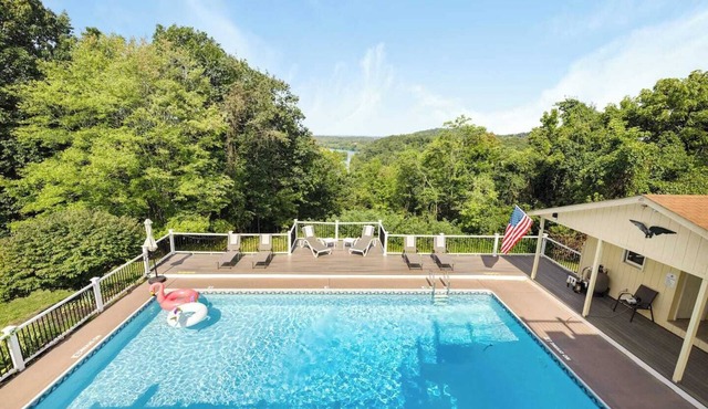 Riverview Retreat - Pool, Hot Tub, and Mtn Views!