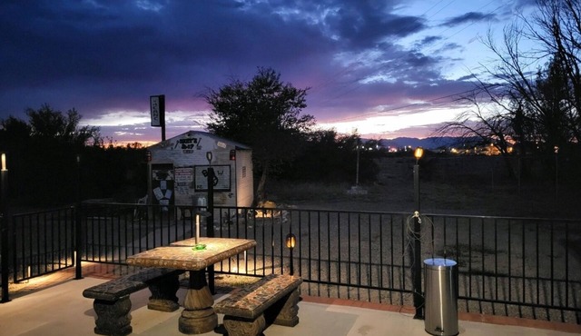 Rose's Motel