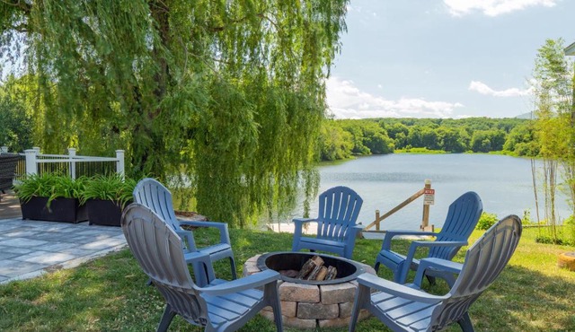 Saugerties Waterfront Getaway