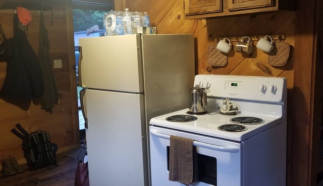 Scott Camp Cottage - BaseCamp for Hunters!nEntire Cottage in Springfield ME