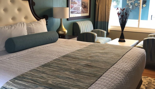 SeaCoast Inn