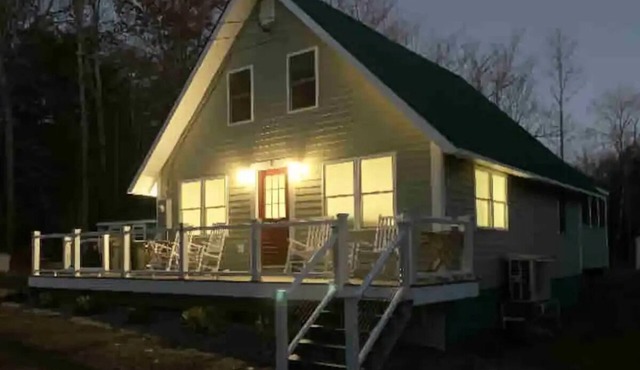 Sebago Lake, ME Lakeside Hot Tub just renovated