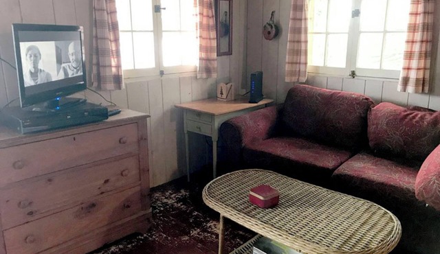 Sebago Lake Private Beach Front Classic Cabin